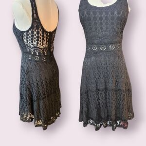 Black Lace Backless Dress